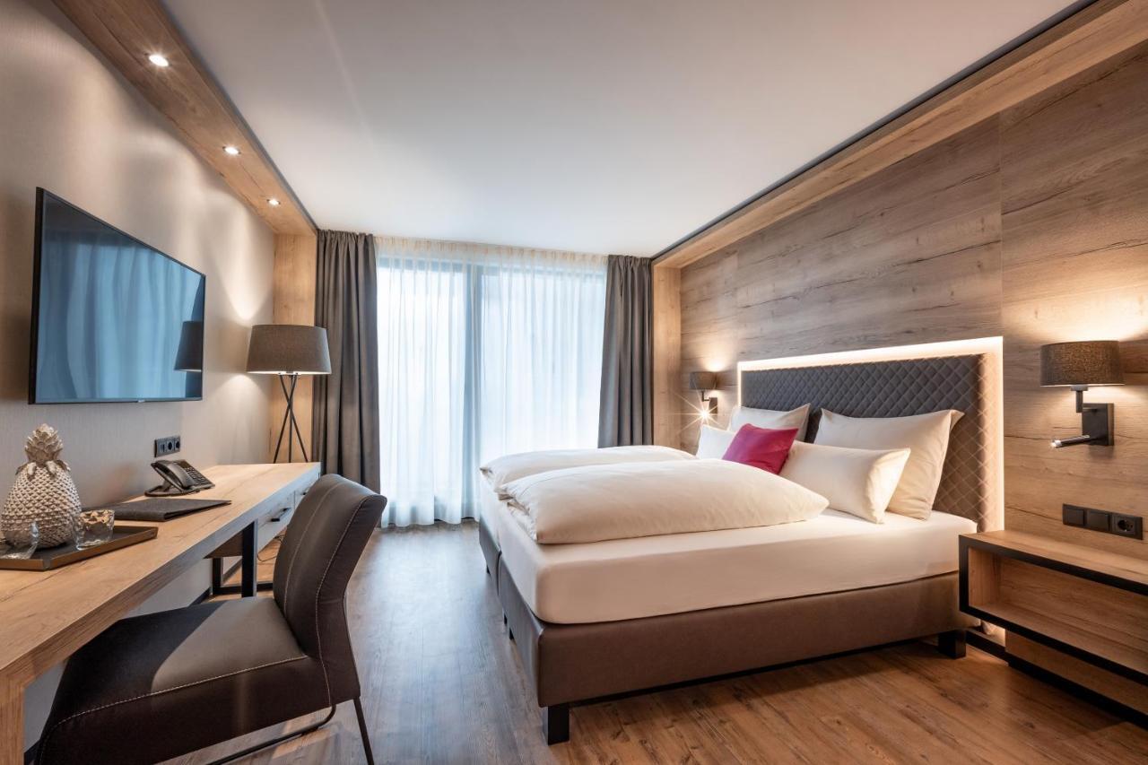 Hotel Adapura Ваграйн Экстерьер фото